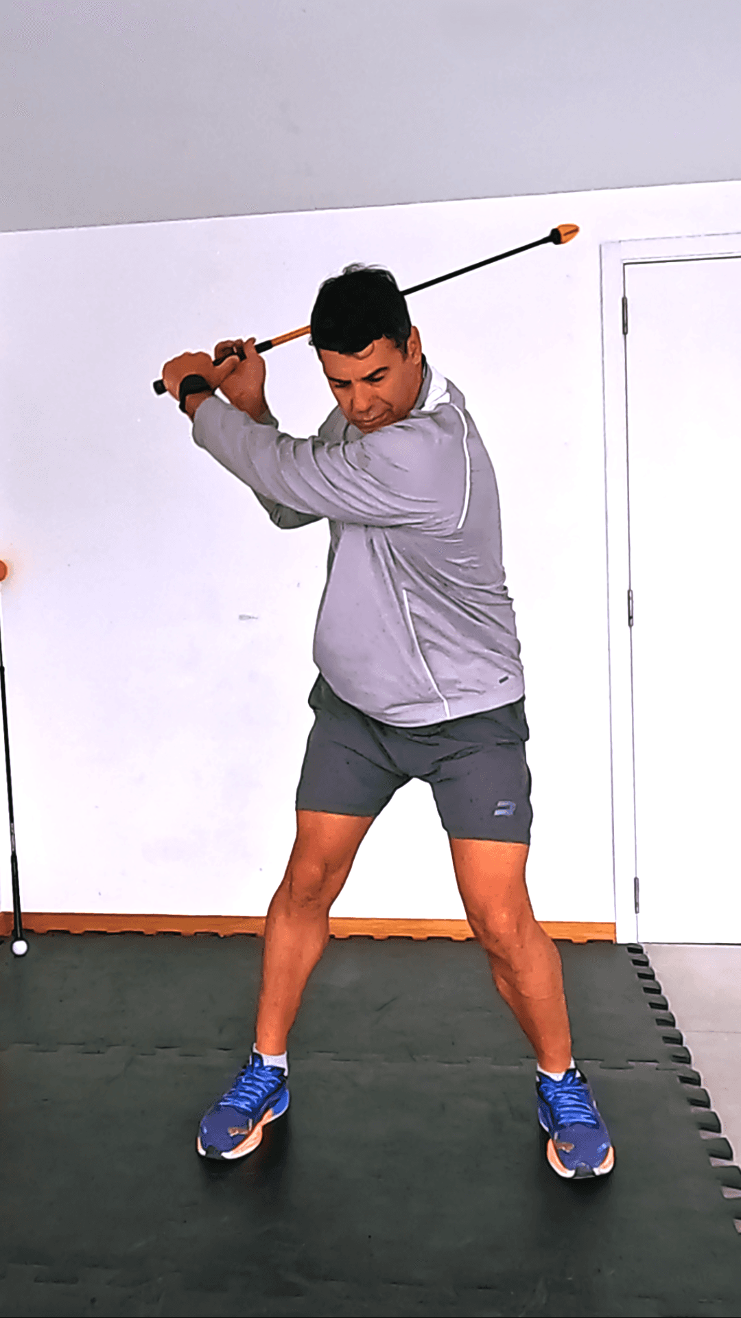 Golf warmup — backswing